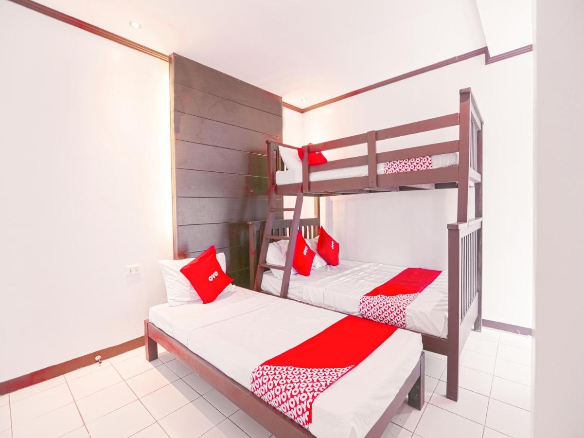 Oyo 759 Royal South Garden Suites Tagaytay City Zewnętrze zdjęcie